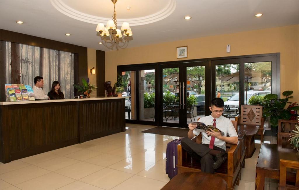 Hotel Vistaria Johor Bahru Exterior photo